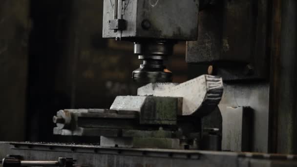 Precisionssvarv För Järn Rumänsk Fabrik — Stockvideo