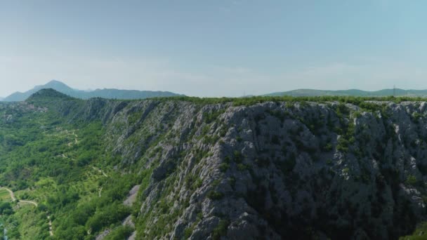 Cinematic Nature Travelling Footage Panoramic View Lookout Mountains Waterfall Gubavica — Stok video