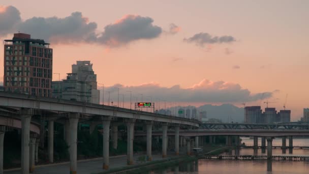 Seoul Beutiful Colorful Pinky Sunset Fluffy Clouds Dongbu Expressway Bridges — Stock Video