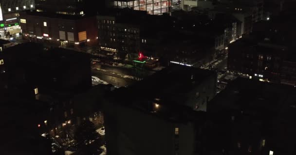 Nighttime Trucking Shot Rooftops Harlem Nyc Commercial Brownstone Area — Stock Video