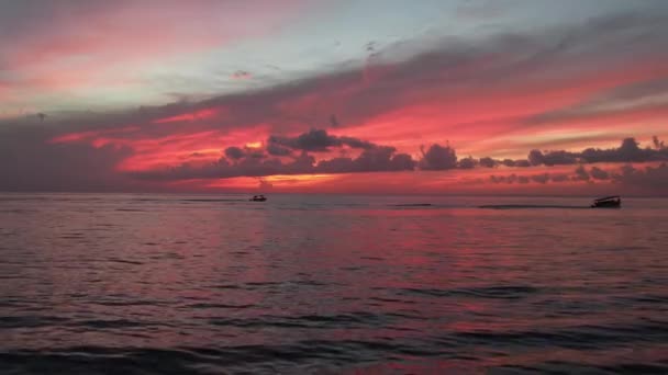 Fuego Atardecer Mexicano Caribe Barcos Horizonte — Vídeos de Stock