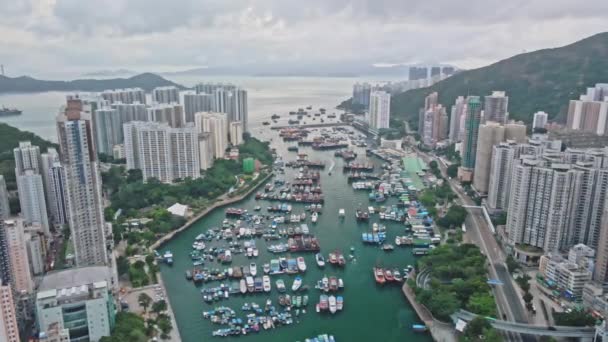 Typhoon Shelter Cityscape Tall Buildings Hong Kong Coast Aerial Seascape — Stockvideo