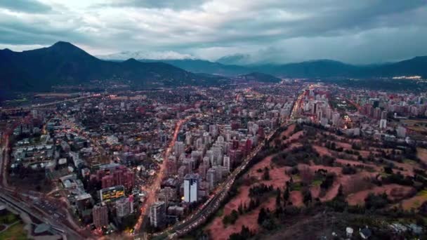 Dolly Aerial View Los Leones Golf Club Las Condes Santiago — Stock Video