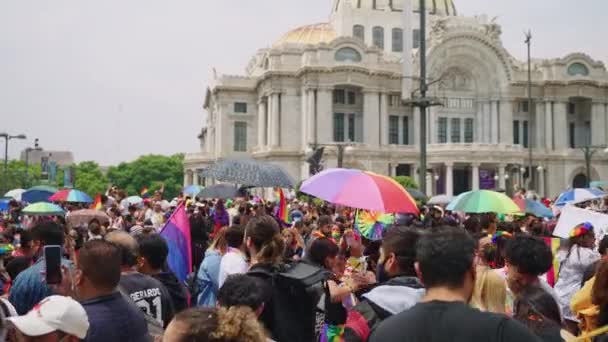 Rainbow Coloured Umbrellas Pride Parade Palacio Bellas Artes Mexico City — Stok Video
