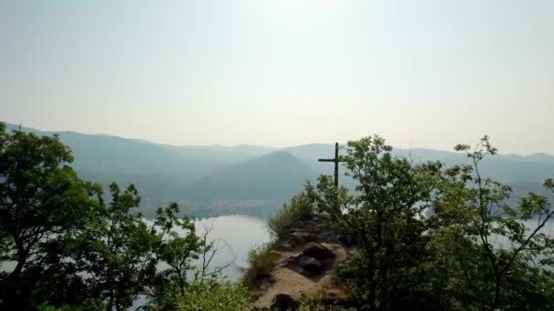 Italian Alps Revealing Stunning Mountain Landscape Natural Lake Sunny Day — Wideo stockowe