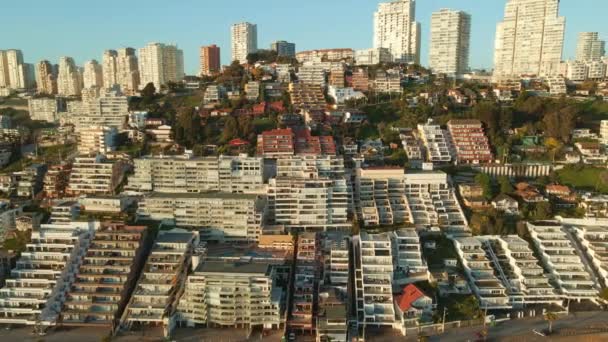 Aerial View Reversing Scenic Reaca Beach Resort Hotel Buildings Vina — ストック動画