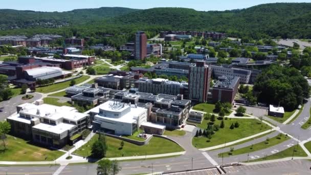Binghamton University Binghamton New York Aerial Drone Footage — Stockvideo