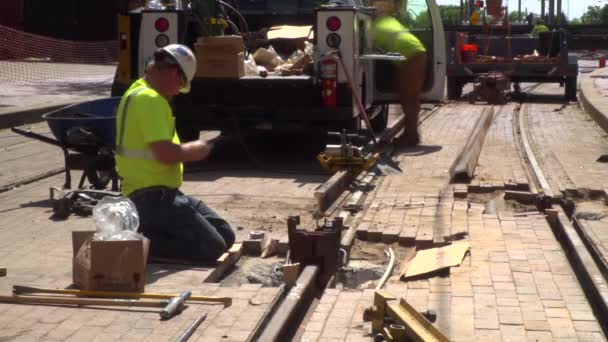 Time Lapse Video Construction Workers Laying New Railroad Tracks City — 비디오