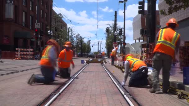 Vidéo Temporelle Des Travailleurs Construction Alignant Nouvelles Voies Ferrées Dans — Video