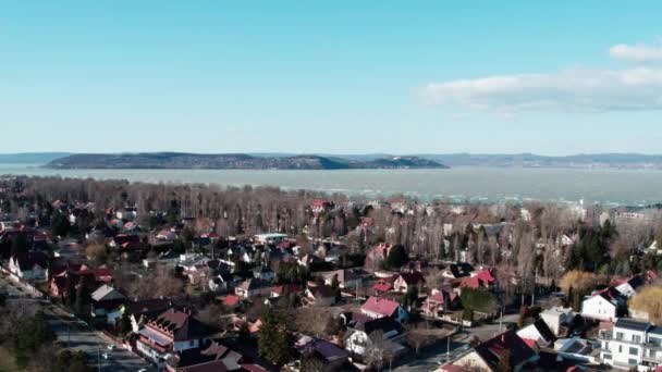Zamardi Village Balaton Lake Στο Παρασκήνιο Drone View Hungary — Αρχείο Βίντεο