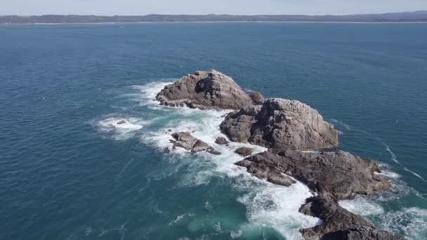 Aerial View Julian Rocks Nguthungulli Nature Reserve Tasman Sea — Video
