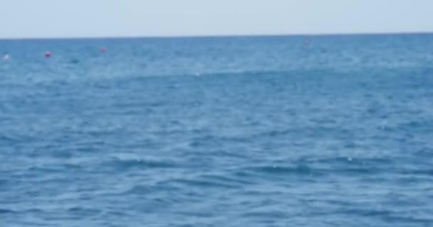 Open Ocean Waves Crashing Rocks Santorini Island Greece — Vídeos de Stock