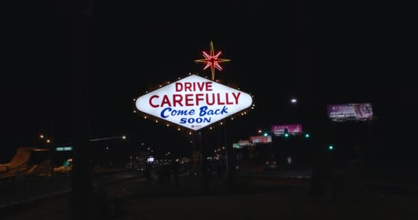 Bienvenido Las Vegas Drive Cuidadoso Cartel Neón Centro Tira Las — Vídeos de Stock