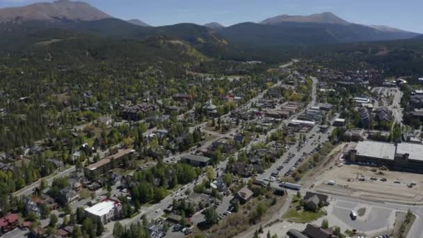 Aerial View Overlooking Village Breckenridge Fall Colorado Usa Circling Tilt — Stock Video