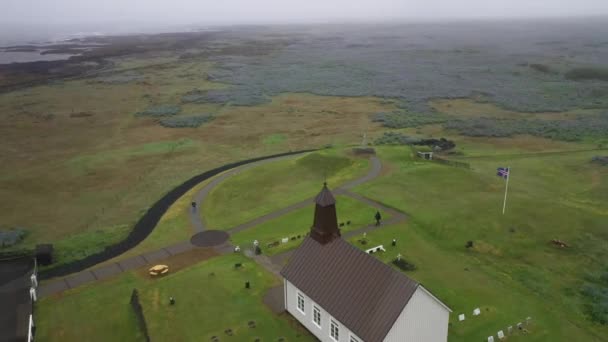 Eglise Strandarkirkja Islande Avec Drone Vidéo Tournant Vers Haut — Video