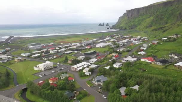 Vik Iceland Skyline Drone Video Moving Forward — Stok video