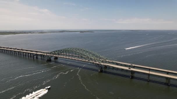 Una Vista Aérea Del Gran Puente Bahía Sur Una Mañana — Vídeo de stock