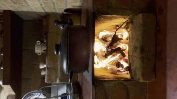 Vertical Shot Countryside Stove Pot Flames Movement Brick Wall — Stock Video