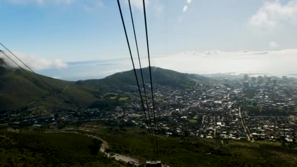 Panning Shot Cape Town Lion Head Table Mountain Cable Car — Vídeos de Stock