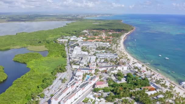 Stunning Aerial View Luxury Beachside Resorts Laguna Bavaro Punta Cana — Video Stock