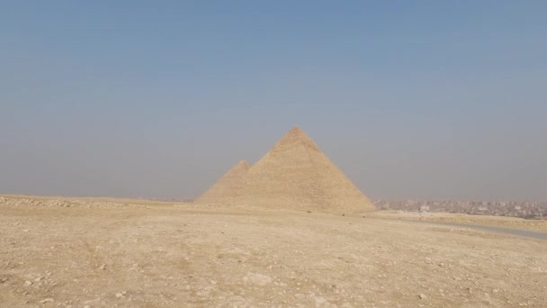 Giza Plateau Great Pyramid Complex Necropolis Egyptian Pharaoh Tombs Cairo — 图库视频影像