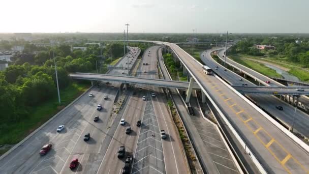 Southwest Usa Freeway Highway Traffic Scene American Infrastructure Aerial Rising — Stock Video