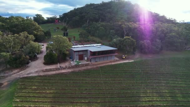 Drone Rotating Restaurant Located Mount Monument Winery Victoria Australia — Stockvideo