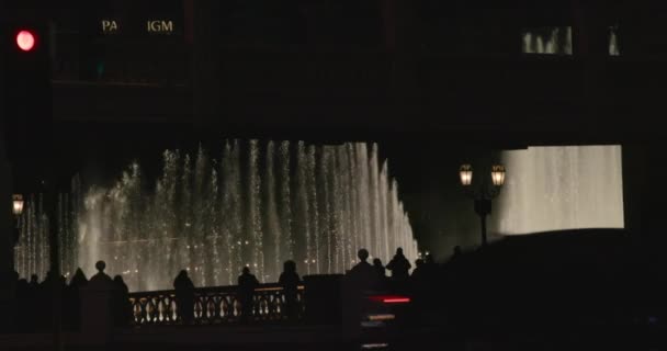 Bellagio คาส โนน ในเวลากลางค นในเม องลาสเวก ดตามจากรถ — วีดีโอสต็อก