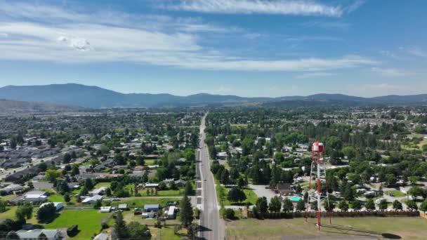 Aerial View Main Road Cutting Spokane Valley Easter Washington — Stockvideo