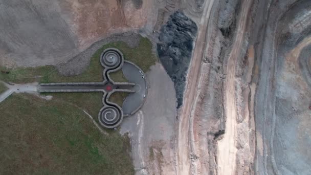 Touristic Landmark Coldstones Cut Overlooking Limestone Quarry Bewerley Harrogate England — Stockvideo