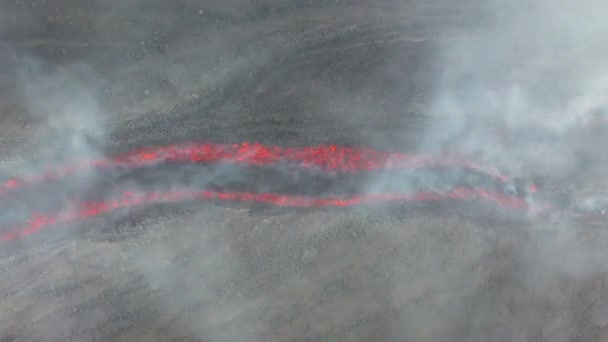 Lowering Drone Shot Lava Magma Drone Shot Active Volcano Mount — Wideo stockowe