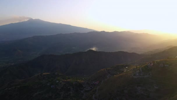 Wide Rotating Drone Shot Hillside Homes Castelmola Sicily Italy Sun — ストック動画