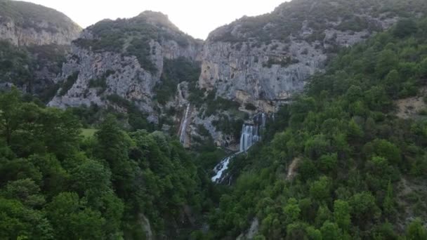 Beautiful Sotira Waterfall Albania — Stock video