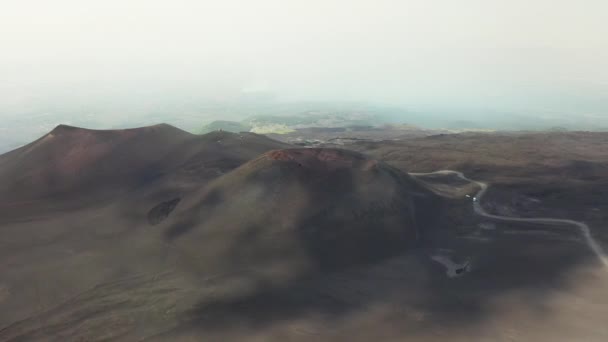 Wide Mount Etna Drone Shot Volcanic Crater Sicily Italy People — Wideo stockowe