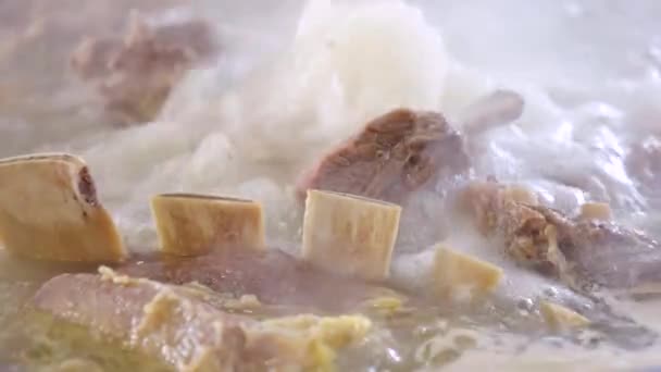 Boiling Bone Soup Delicious Steak — Stock video