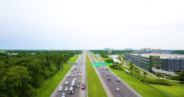 Daytime Traffic Highway Orlando Florida Two Cars Stopped Breakdown Lane — Stockvideo