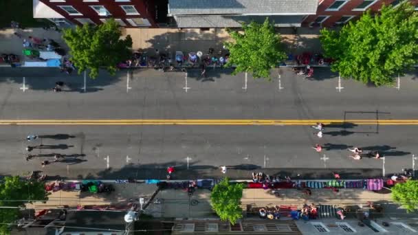 Top Aerial Spectators Watching Holiday Parade Usa People Watch Street — Stock video