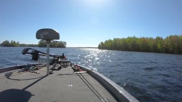 Front End Bass Fishing Boat Butt Seat Trolling Motor Fishing — стокове відео