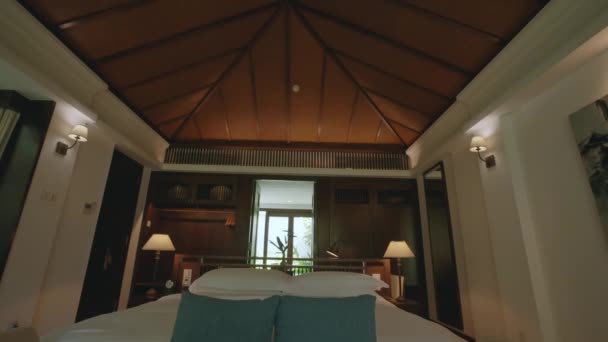 Beautiful Guest Room Tropical Resort Indochine Architecture — 图库视频影像