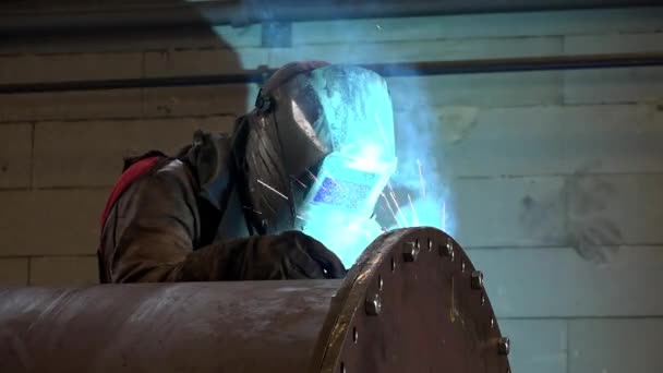 Fabrieksarbeider Lasser Metalen Constructie Staalindustrie — Stockvideo