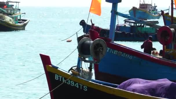 Industrial Fishing Vessel Docked Vietnamese Waters Ready Fishing — стоковое видео