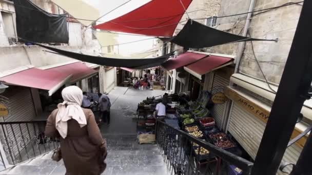 Mardin Turkey Cinematic Places People Activities Street View Entering Bazaar — Stok Video