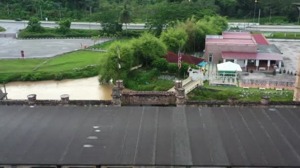 Aerial Reverse Flying Shot Away Bridge Raya River Leading Moorish — Video