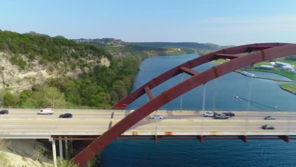 Minor Traffic Moving Left Right Pennybacker Bridge View City Austin — Stock Video