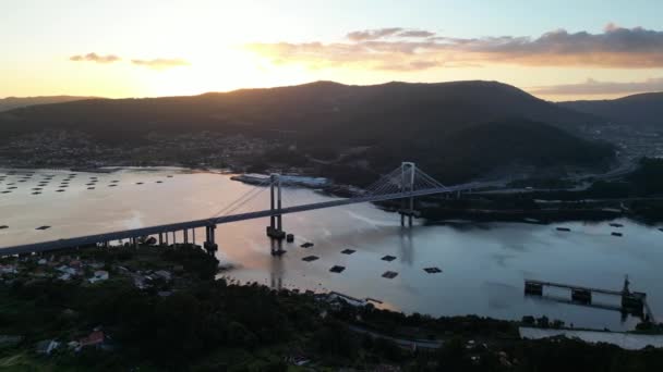 Majestuosa Antena Mayor Altitud Puente Rande Atardecer Vigo Galicia España — Vídeos de Stock