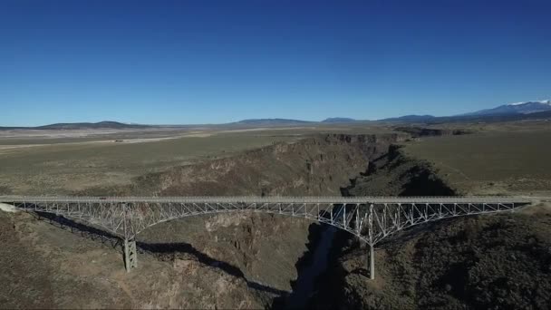 Drone Video Rio Grande Gorge Suspension Bridge Colorado New Mexico — 图库视频影像