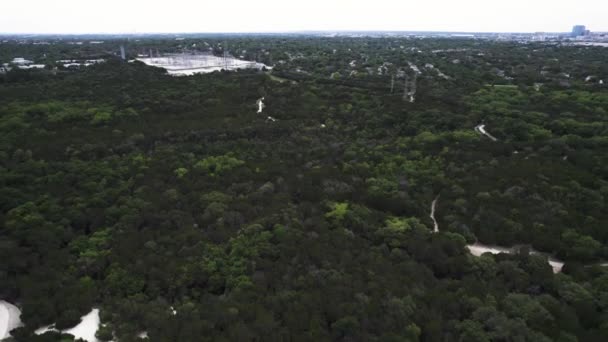 Drone Walnut Creek Mountain Biking Trails Austin — стоковое видео