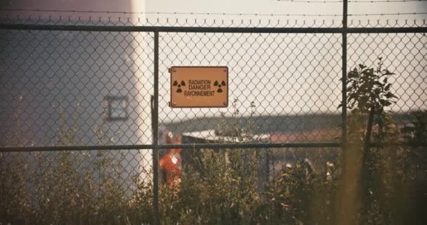 Radiation Danger Sign Wide Shot Barbed Wire Perimeter Fence Contaminated — Vídeo de Stock