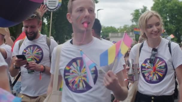 Slow Motion Gimbal Shot Diverse Group Pride Marchers — Stok video