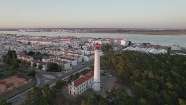 Aerial Arc Vila Real Santo Antonio Lighthouse Algarve Portugal — Vídeo de stock